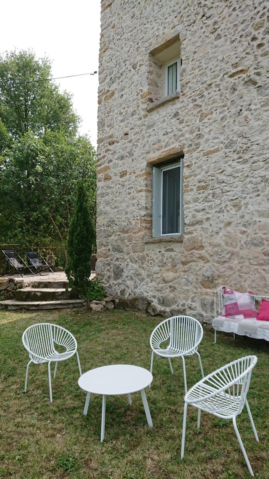 Gite En Cevennes Du Sud, Bergerie Restauree Au Rez De Jardin D'Une Bastide Avec Piscine, Vue Exceptionnelle, Authenticite Et Confort Saint-Laurent-le-Minier Экстерьер фото